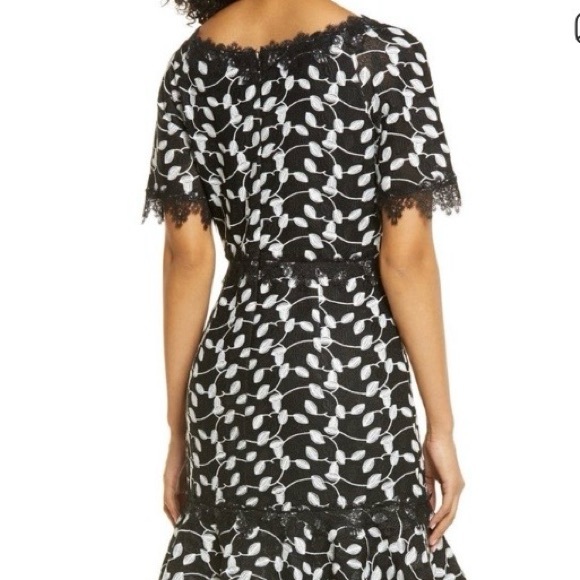 Shani Elegant Black White Lace Dress, Size 12, Knee Length, Fully Lined. - Picture 2 of 16